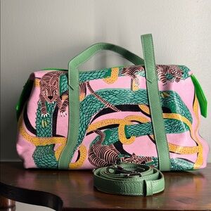 Min & Mon Ilan Duffle Green Tiger print